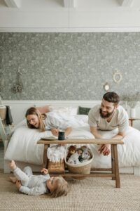Meer rust en ruimte in huis: dé gids voor drukke gezinnen
